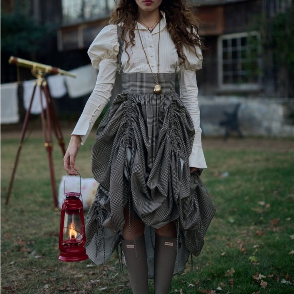 HEMMED! Selkie Sussex Romantics Skirt